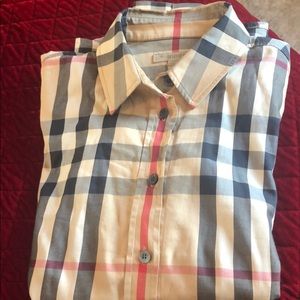 Burbarry woman shirt